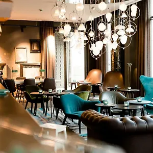 3* Отель One Amsterdam-waterlooplein