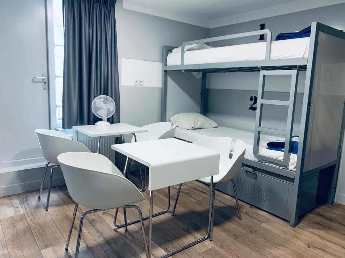 The White Tulip Hostel Amsterdam