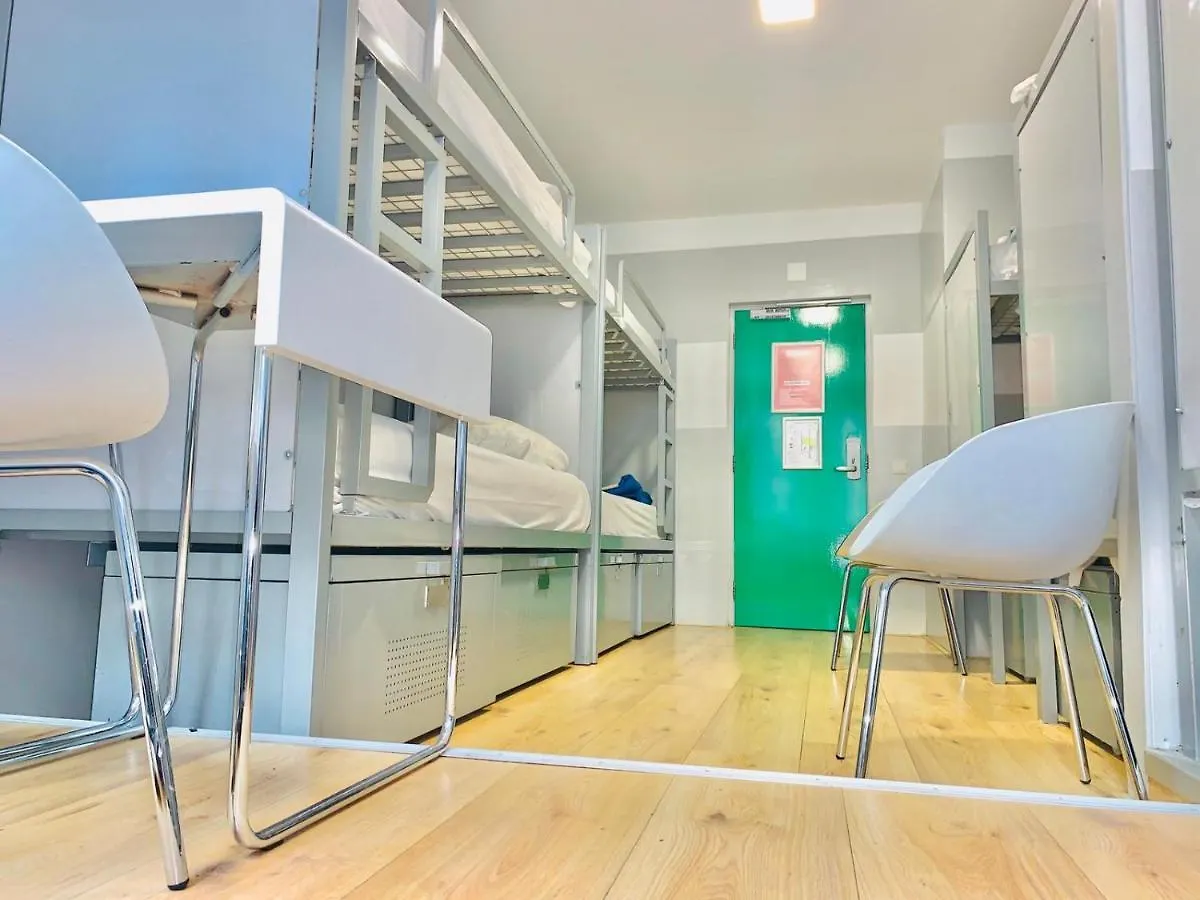 The White Tulip Hostel Amsterdam
