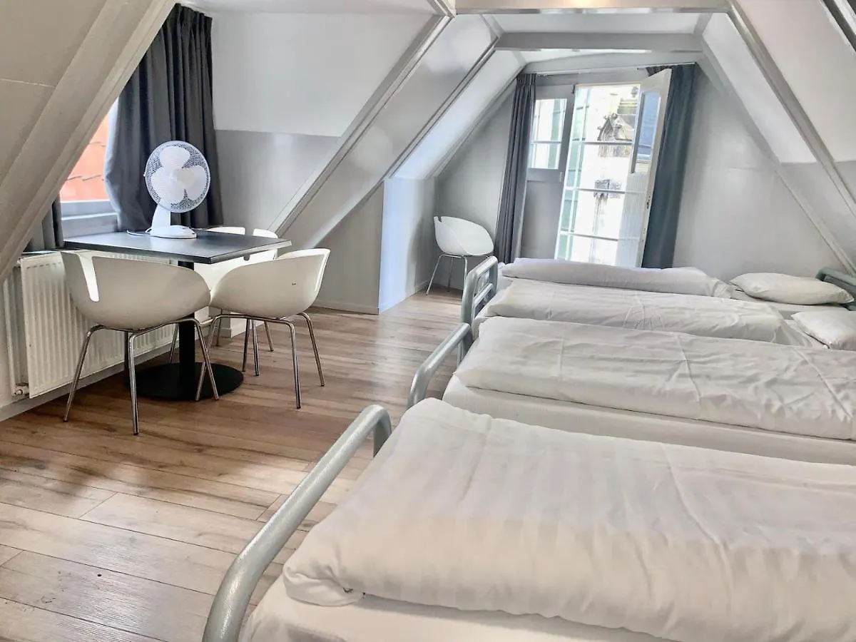 The White Tulip Hostel Amsterdam